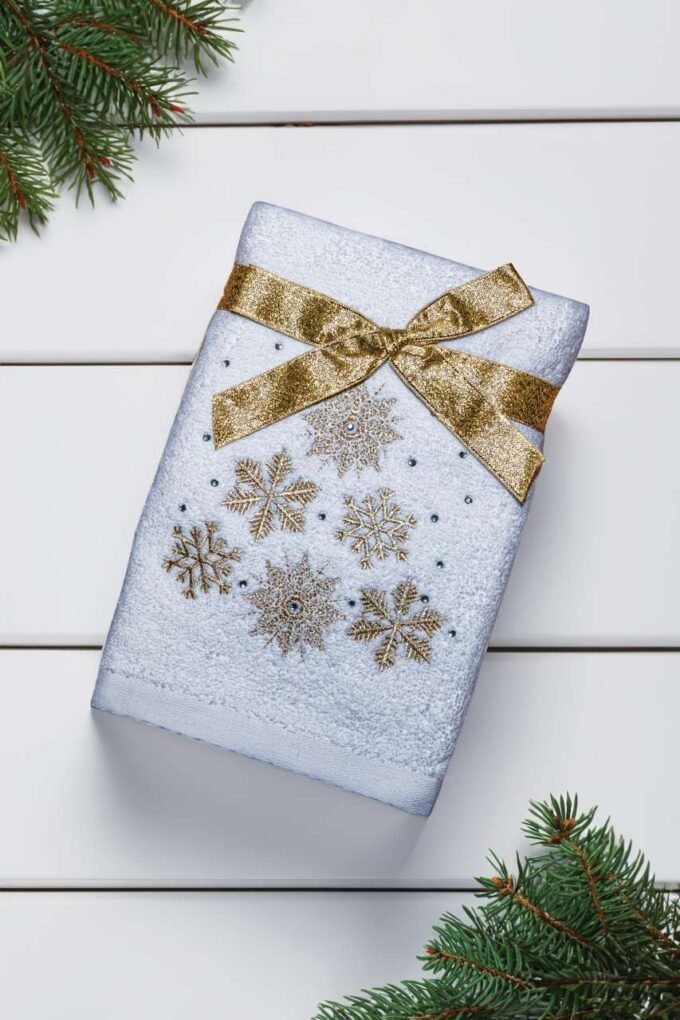 Unisex vánoční ručník Snowflakes I - Image 2